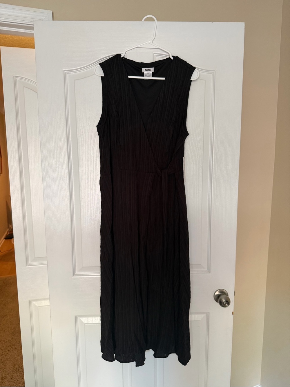 DKNY Black Sleeveless Wrap-Style Midi Dress